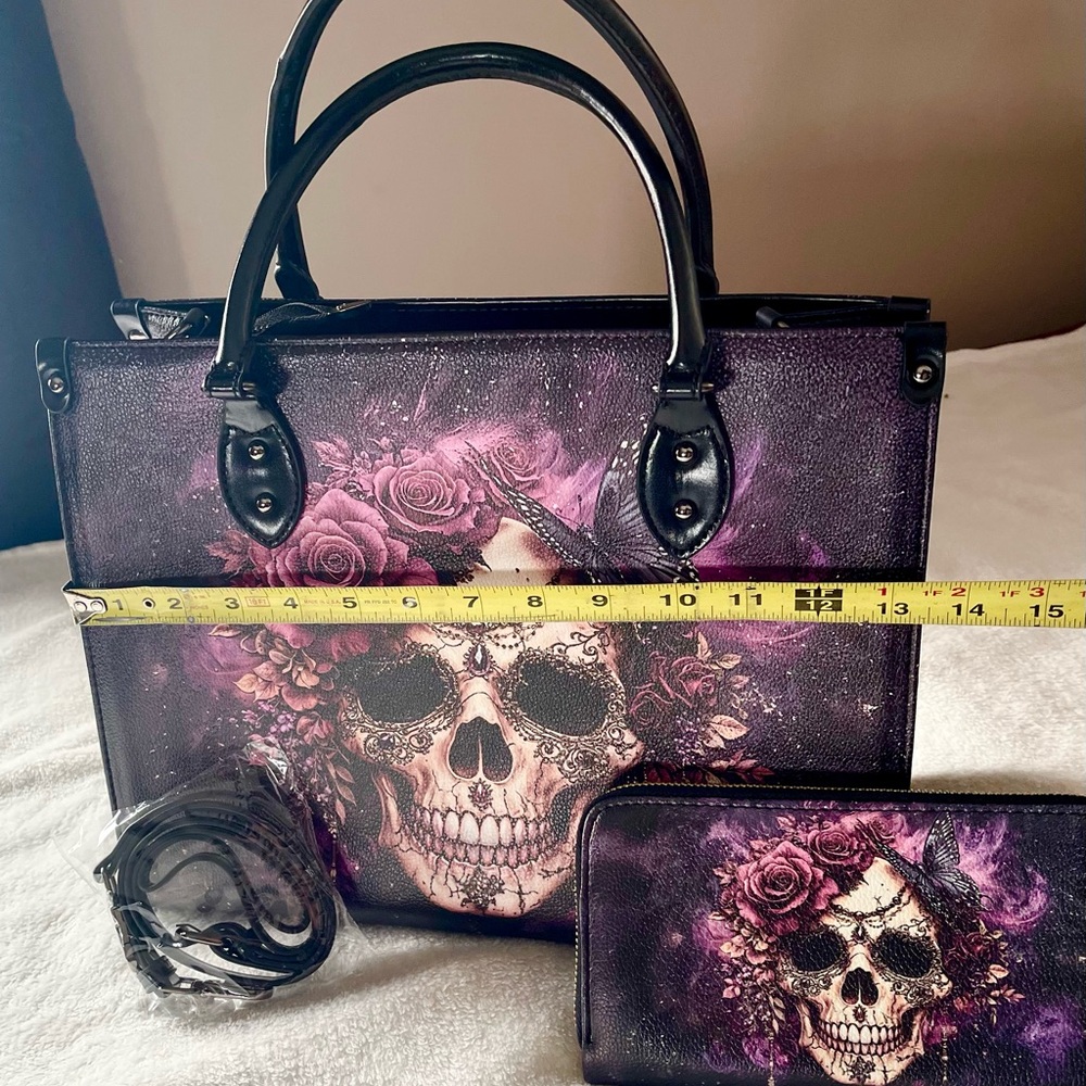 Floral Skull Tote Bag and Wallet combo. Black and Purple - Picture 4 of 10